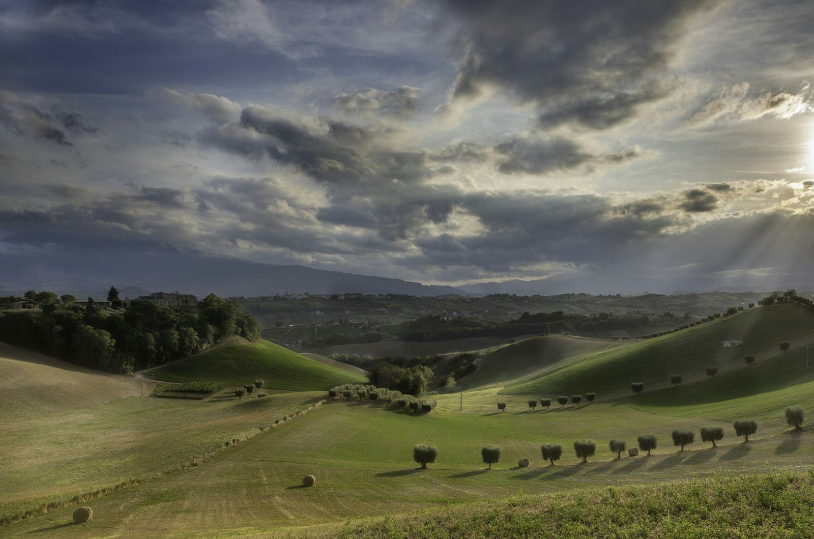 Serrapetrona e Piceno
